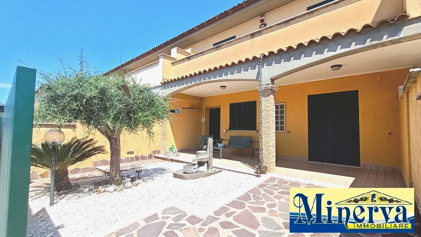 Foto 1 - Villa a Schiera Via Ienne, Anzio - foto 1