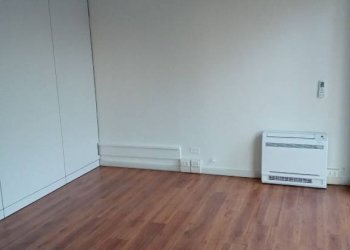 Ufficio - Shop viale Edmondo De Amicis, Carpi - photo 1