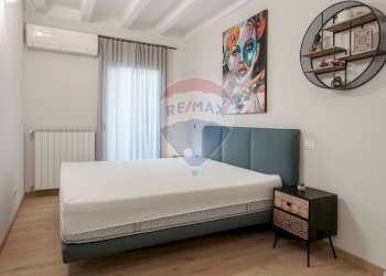 Camera / camera da letto - Three-room apartment Traversa Prima via De Gasperi
13, Sale Marasino - photo 19