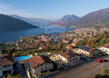 Vista delle montagne - Three-room apartment Traversa Prima via De Gasperi
13, Sale Marasino - photo 30