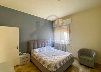Camera da letto - Villa via Medrina, Borghi - photo 30
