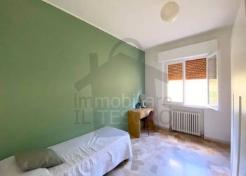 Camera da letto - Villa via Medrina, Borghi - photo 34