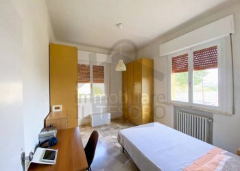 Camera da letto - Villa via Medrina, Borghi - photo 36