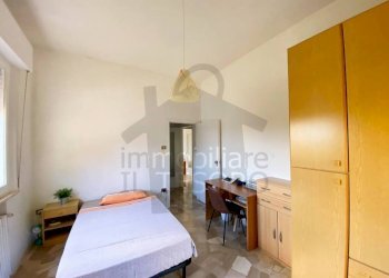 Camera da letto - Villa via Medrina, Borghi - photo 37