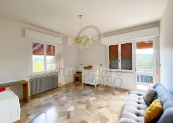 Camera da letto - Villa via Medrina, Borghi - photo 39