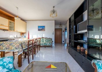 Salone - Quadrilocale via Cavalieri di Vittorio Veneto, Saluzzo - foto 5