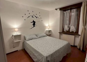 Camera da letto - Bilocale via G. F. Medail, 102, Bardonecchia - foto 8