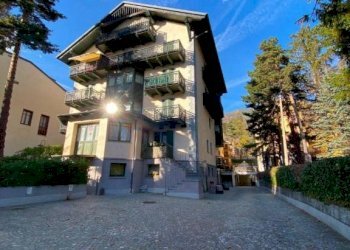 Facciata - Bilocale via Giuseppe Francesco Medail, 39, Bardonecchia - foto 3