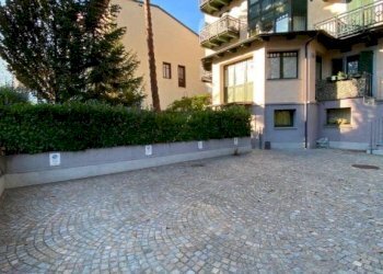 Cortile interno - Bilocale via Giuseppe Francesco Medail, 39, Bardonecchia - foto 6