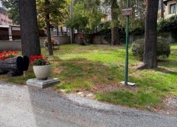 Giardino - Bilocale via Giuseppe Francesco Medail, 43, Bardonecchia - foto 9