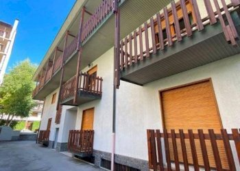 Facciata - Trilocale via Giuseppe Francesco Medail, 28, Bardonecchia - foto 6