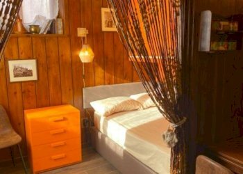 Camera da letto - Trilocale via Montello, 49, Bardonecchia - foto 1