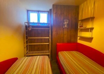 Camera da letto - Trilocale via Montello, 49, Bardonecchia - foto 16