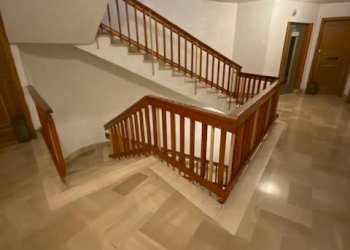 Interno palazzo - Bilocale via G. F. Medail, 29, Bardonecchia - foto 11