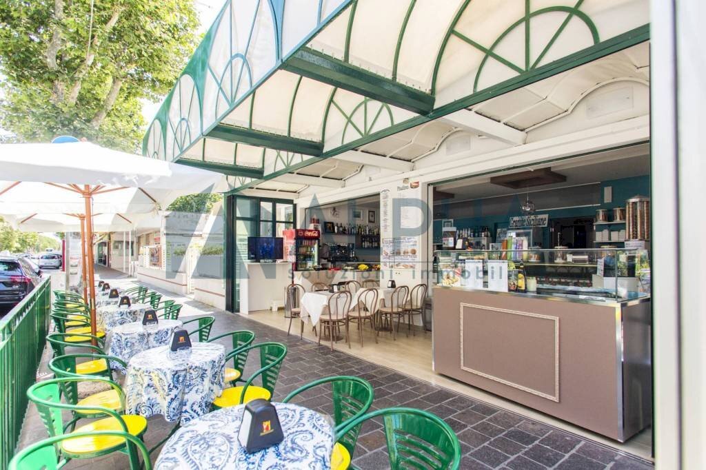 Interno non residenziale - Pastry Lungomare Giuseppe Di Vittorio, Rimini - photo 1