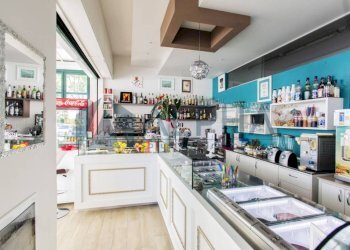 Interno non residenziale - Pastry Lungomare Giuseppe Di Vittorio, Rimini - photo 7