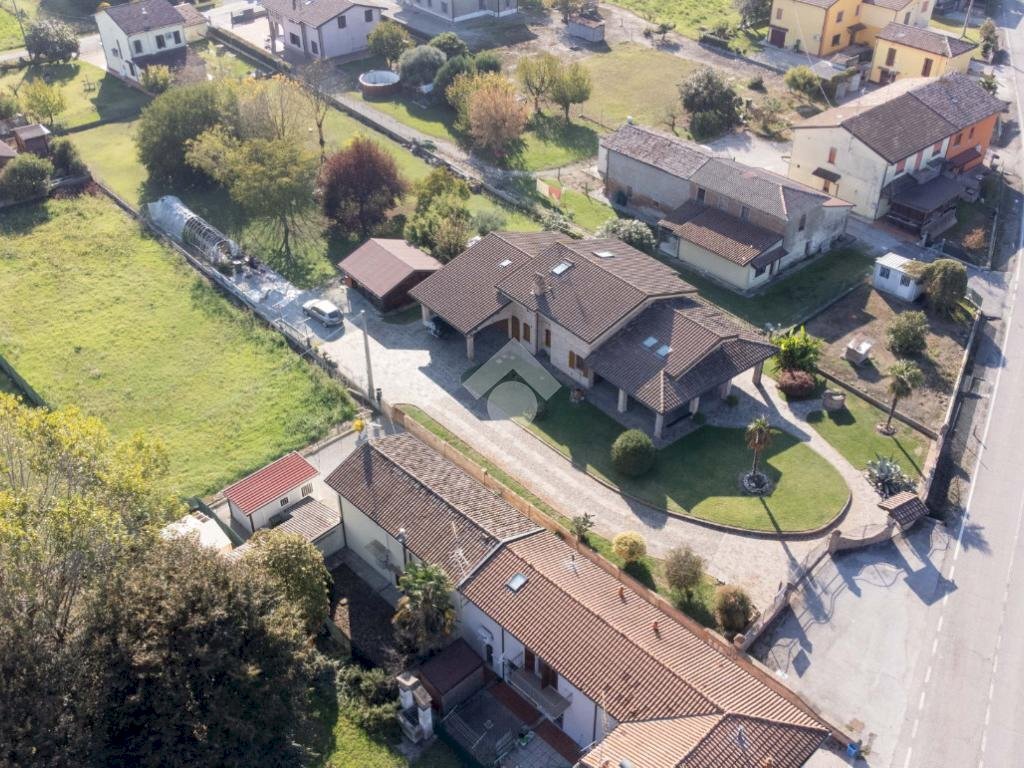 Porzione di casa Via Correggio, Cento - foto 1