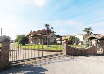 Porzione di casa Via Correggio, Cento - foto 44