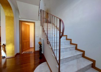 Scale - Villa Bifamiliare Via R. Luxemburg, 42A, Imola - foto 7