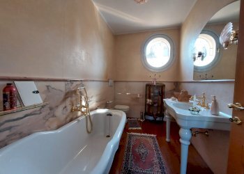 Bagno - Villa Bifamiliare Via R. Luxemburg, 42A, Imola - foto 10