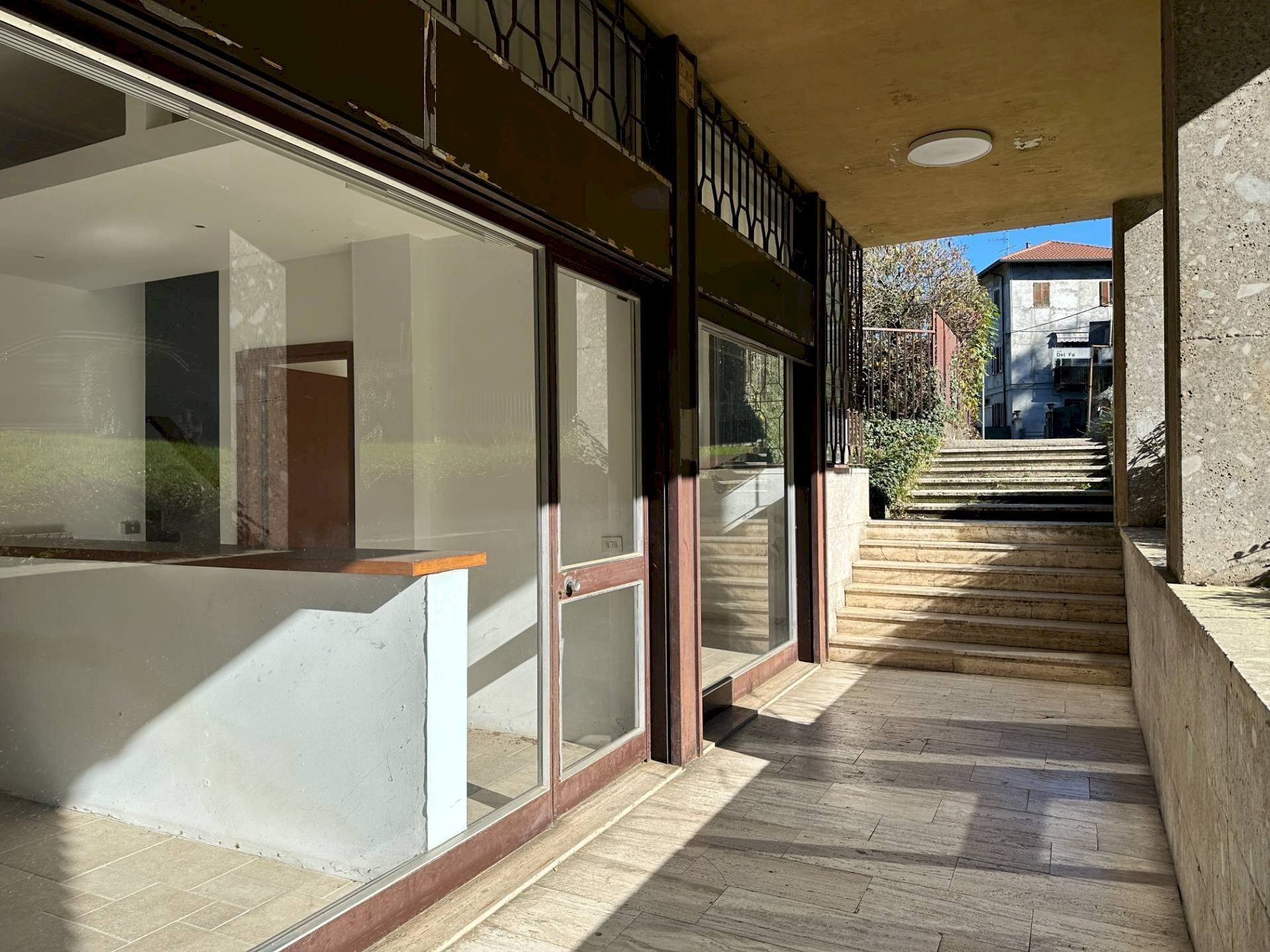 Foto 3 - Shop Via Maresciallo Luigi Cadorna, Malnate - photo 3