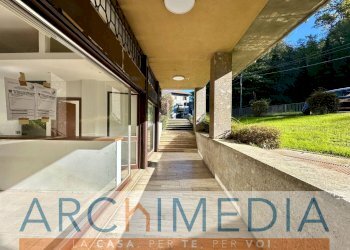 Foto 1 - Negozio Via Maresciallo Luigi Cadorna, Malnate - foto 1