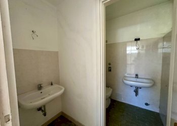 Foto 11 - Negozio Via Maresciallo Luigi Cadorna, Malnate - foto 11