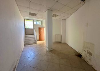 Foto 18 - Negozio Via Maresciallo Luigi Cadorna, Malnate - foto 18