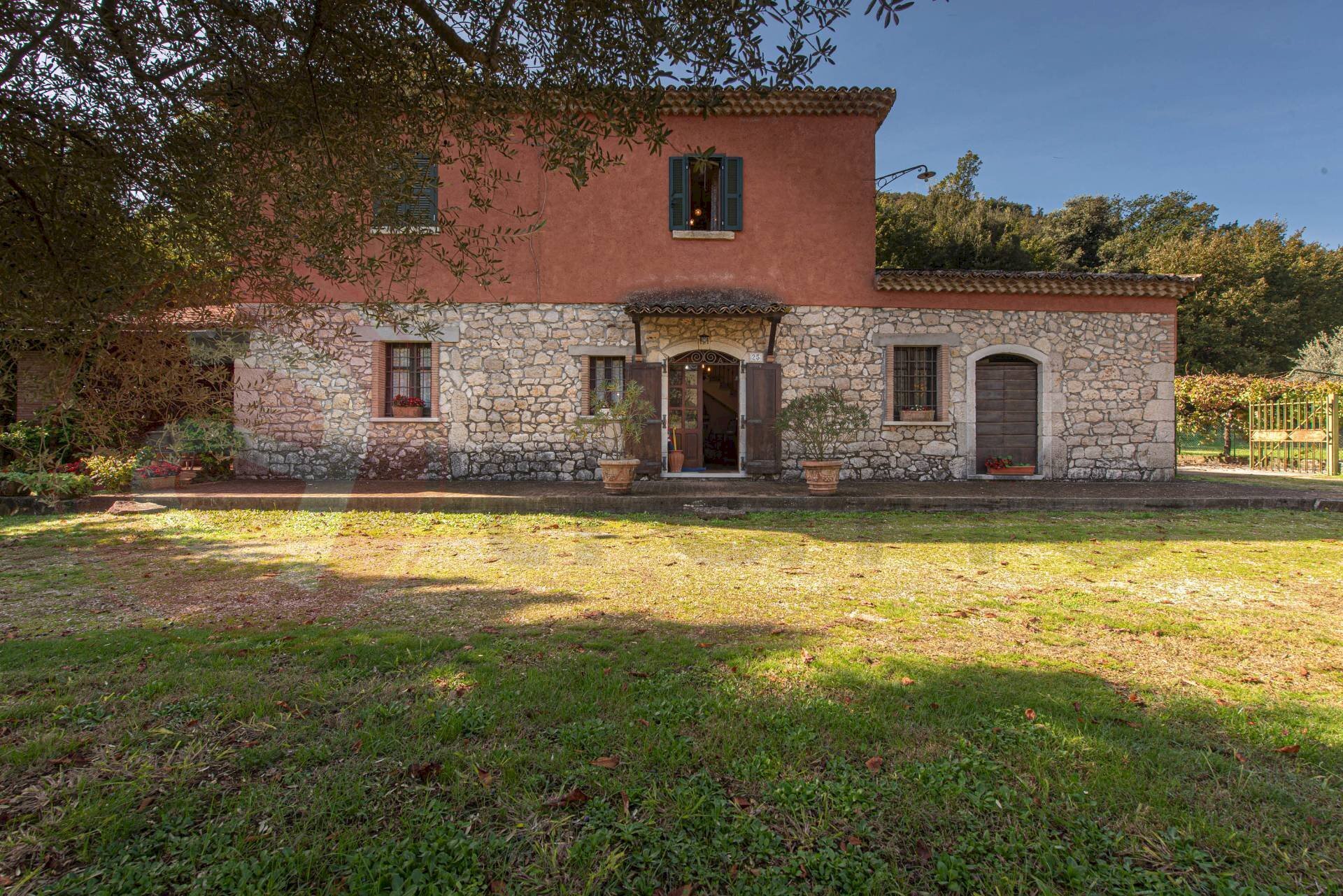 Foto 1 - Rustico Via Nevali
 
25, Roccasecca - foto 1