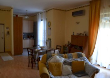 Foto 3 - Trilocale via Redipuglia, Canosa di Puglia - foto 3