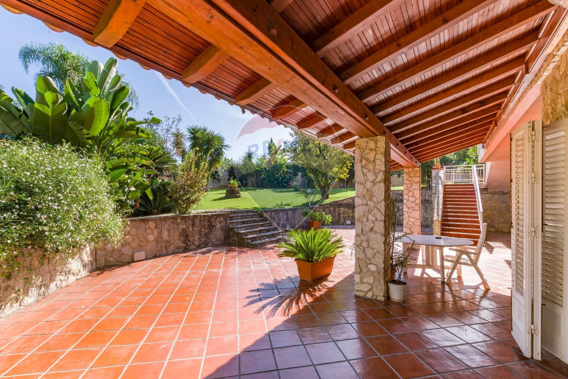 Terrazza - Villa Viale Regione Siciliana Nord Ovest
 
7800, Palermo - foto 1