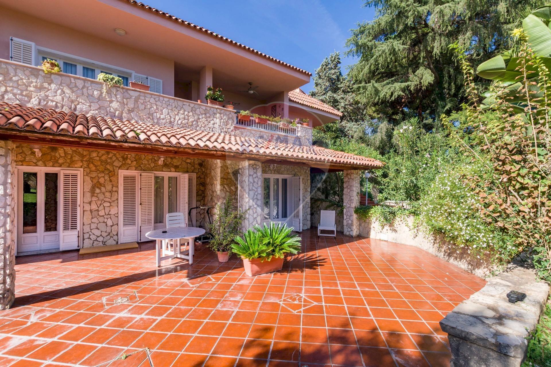 Casa all\'aperto - Villa Viale Regione Siciliana Nord Ovest
 
7800, Palermo - foto 3