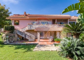 Casa all\'aperto - Villa Viale Regione Siciliana Nord Ovest
 
7800, Palermo - foto 19