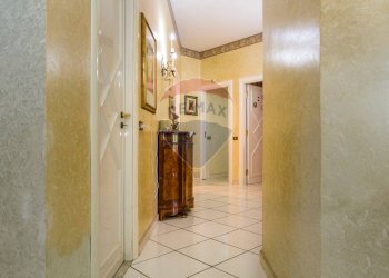 Hall / corridoio - Villa Viale Regione Siciliana Nord Ovest
 
7800, Palermo - foto 14