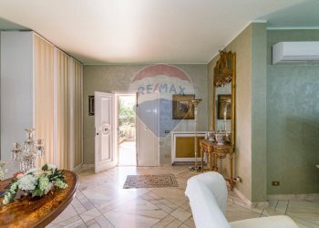 Ingresso - Villa Viale Regione Siciliana Nord Ovest
 
7800, Palermo - foto 38