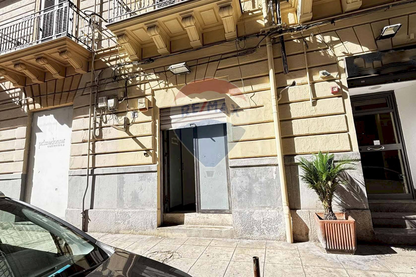 Edificio all\'aperto - Magazzino Via Antonio Veneziano
 
79/A, Palermo - foto 1