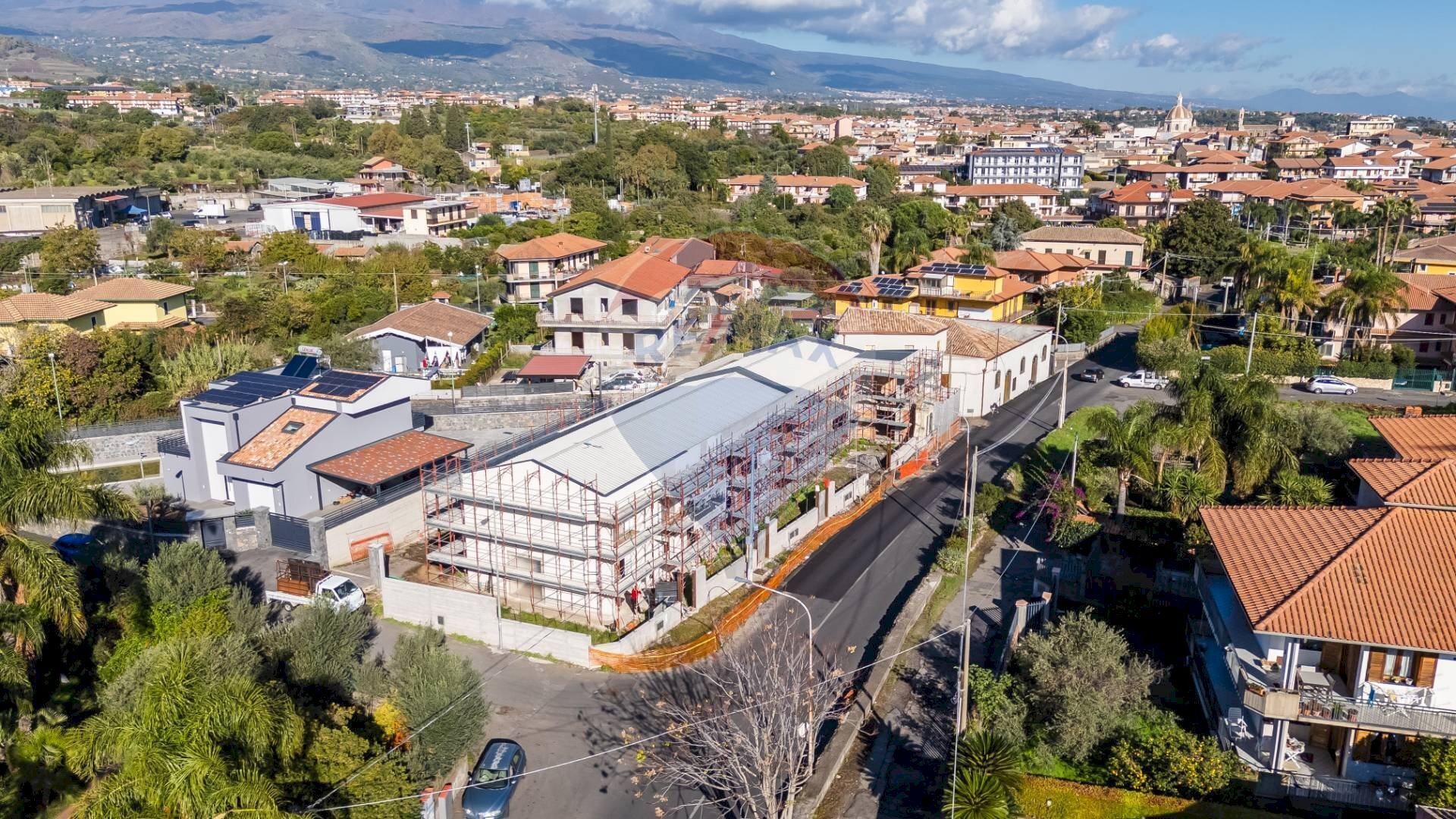 Edificio all\'aperto - Villa a Schiera Via Marchese di Casalotto, Aci Sant'Antonio - foto 2