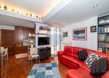 Soggiorno - Bilocale Via Giuseppe Mazzini
 
21, Gravina di Catania - foto 2