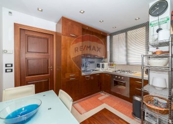 Cucina - Bilocale Via Giuseppe Mazzini
 
21, Gravina di Catania - foto 4