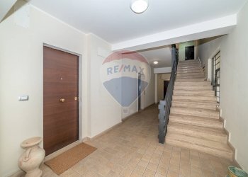 Scale - Bilocale Via Giuseppe Mazzini
 
21, Gravina di Catania - foto 20