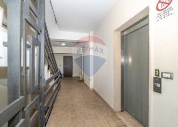 Hall / corridoio - Bilocale Via Giuseppe Mazzini
 
21, Gravina di Catania - foto 21