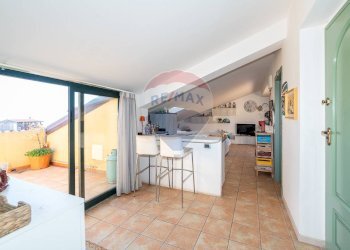 Cucina - Attico Via Alfio Cassisi
 
19, Piedimonte Etneo - foto 2