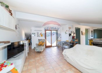 Sala da pranzo - Attico Via Alfio Cassisi
 
19, Piedimonte Etneo - foto 24