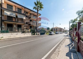 Edificio all\'aperto - Attico Via Alfio Cassisi
 
19, Piedimonte Etneo - foto 36