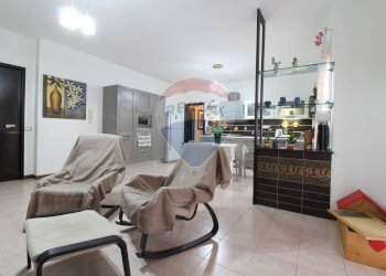 Soggiorno - Trilocale Via Generale Cantore
 
21, Catania - foto 6