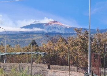 Vista delle montagne - Terreno edificabile Via Stazzone, Linguaglossa - foto 7