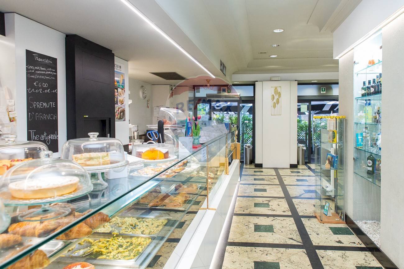 Cucina - Cafeteria - Cold Bar Viale Vittorio Veneto
 
35, Catania - photo 1