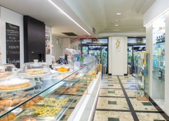 Cucina - Cafeteria - Cold Bar Viale Vittorio Veneto
 
35, Catania - photo 1