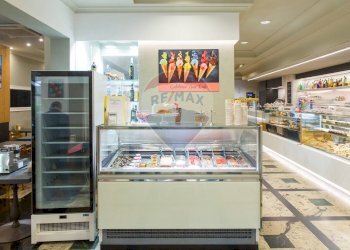 Cucina - Cafeteria - Cold Bar Viale Vittorio Veneto
 
35, Catania - photo 2