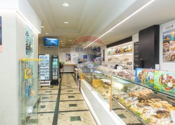 Ricezione / Lobby - Cafeteria - Cold Bar Viale Vittorio Veneto
 
35, Catania - photo 8